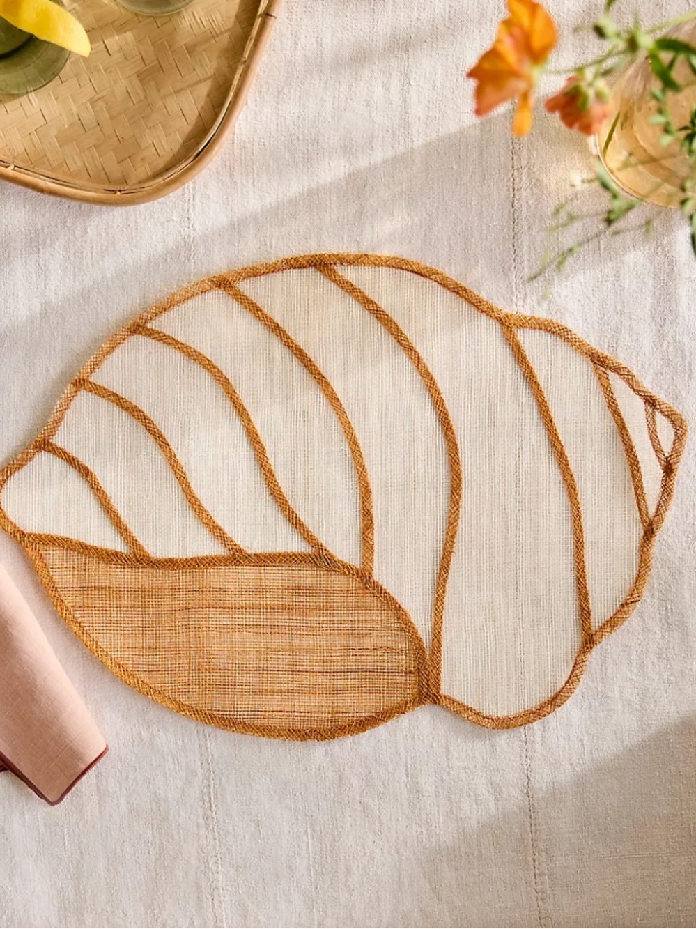 4X Terrain Conch shell placemats